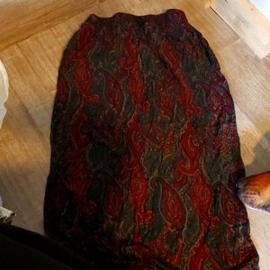 Pretty high rise paisley skirt